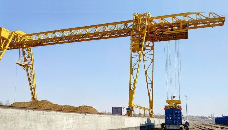 Козловой кран 20тонн Козловой кран 20тонн