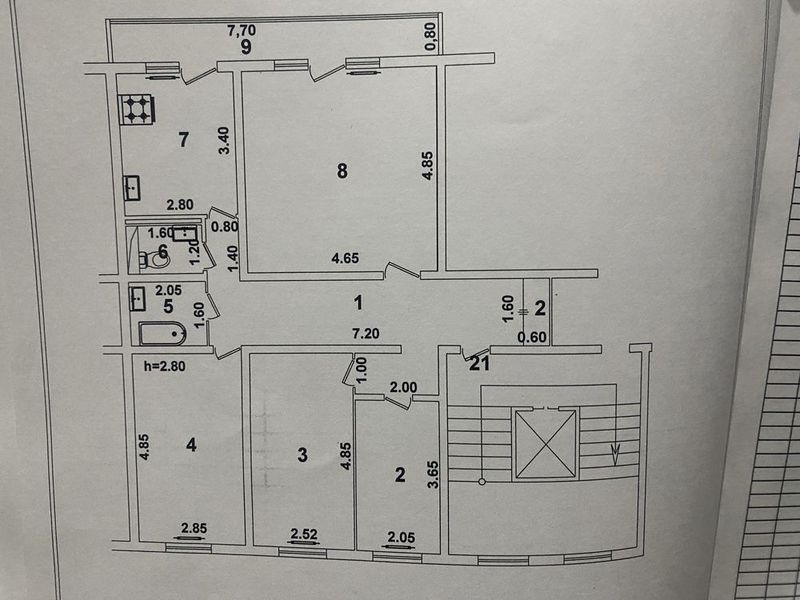 Продаётся 4-комнатная квартира на Алгоритм,