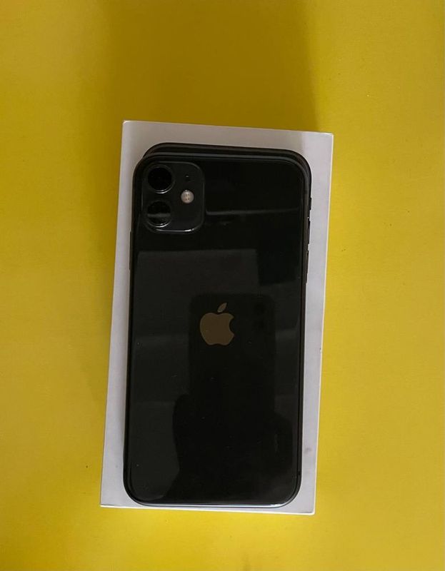 Iphone 11 srochna sotiladi