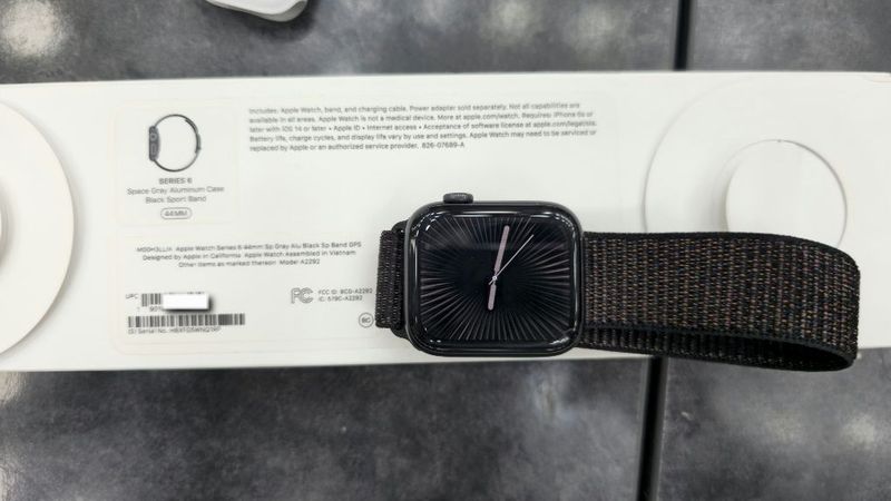 I watch series 6 44mm I watch series 6 44mm