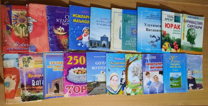 Kitoblar sotiladi Kitoblar sotiladi