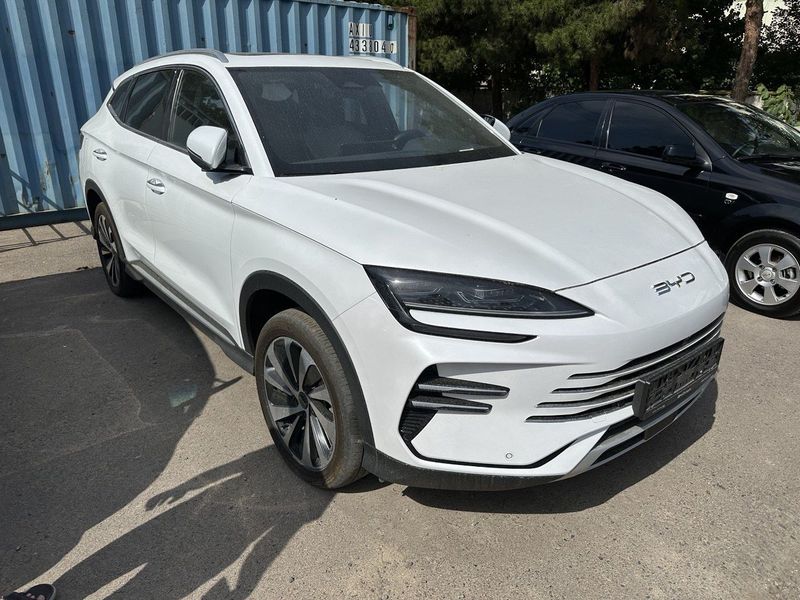 Byd Champion hybrid 2024 yil full pozitsiya Byd Champion hybrid 2024 yil full pozitsiya
