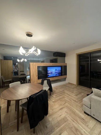 Квартира Центр ЦУМ 2в3//2//4 70м2 с обстановкой
