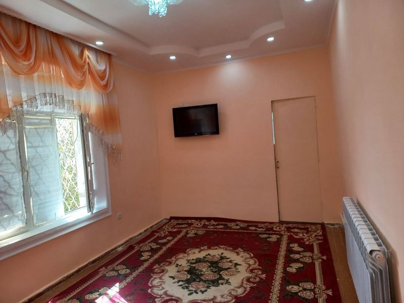 1 xonali kv ijaraga beriladi