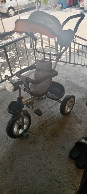 Bolalar 3 oyoqli velosipedi Bolalar 3 oyoqli velosipedi