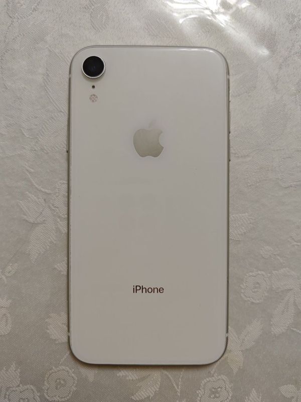 iPhone XR 64/77% ochilmagan iPhone XR 64/77% ochilmagan