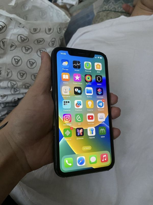 Iphone xr holati zor 1 qol olgan odam baraka topadi Iphone xr holati zor 1 qol olgan odam baraka topadi