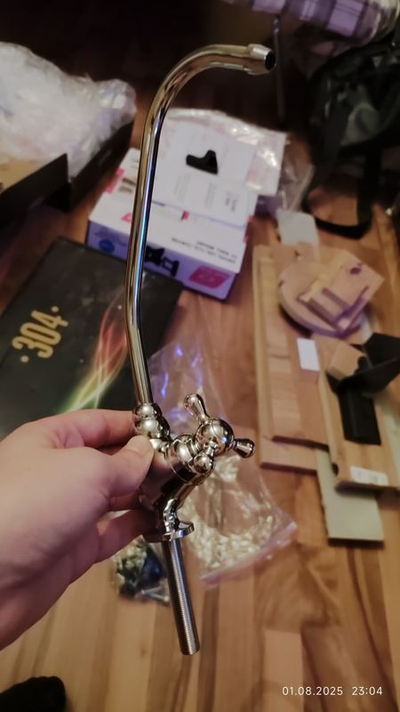 Продам кран для фильтра Продам кран для фильтра