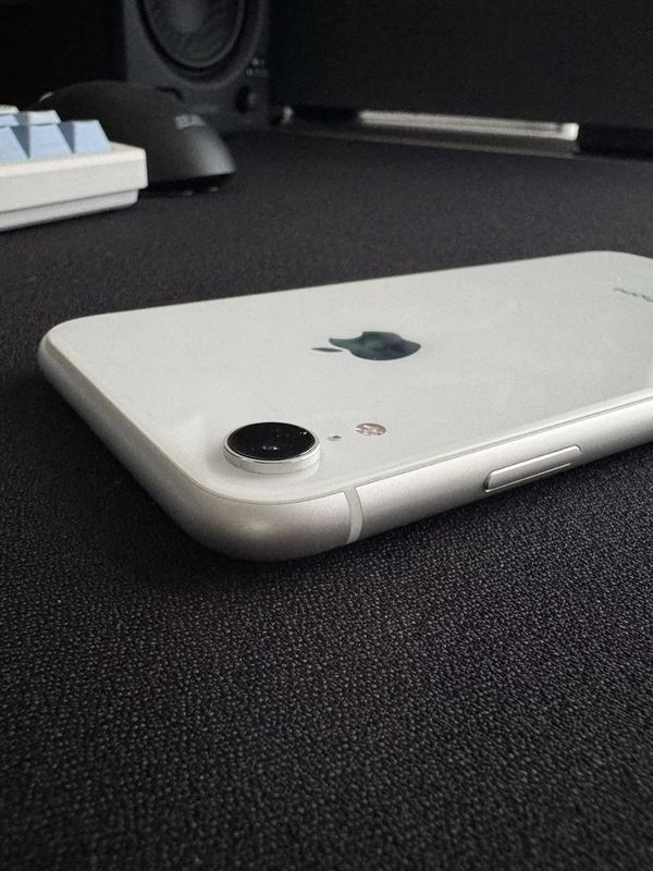 Продаётся Iphone XR 128GB Продаётся Iphone XR 128GB