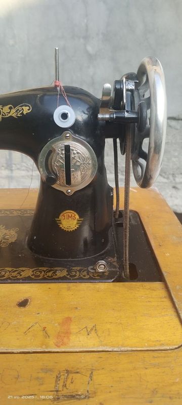 Швейная машинка. Швейная машинка.