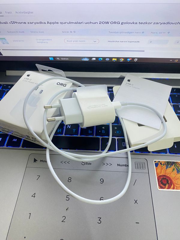 Iphone zaryadka apple Adapter 20w Iphone zaryadka apple Adapter 20w