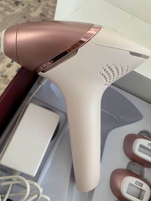 Фотоэпилятор Philips Lumea , бикини, лица, тела Фотоэпилятор Philips Lumea , бикини, лица, тела