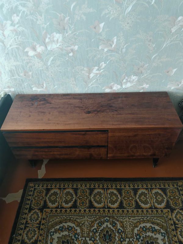 Продается тумбочка