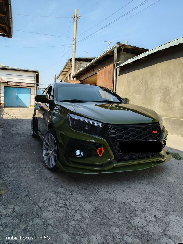 Lada vesta v idealnom sostoyanii