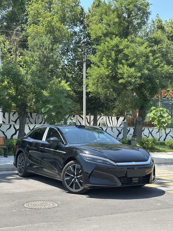 BYD Han L 1 ta mator Full 701 km Notarusga tayyor BYD Han L 1 ta mator Full 701 km Notarusga tayyor