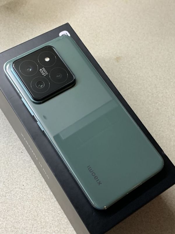 Xiaomi 14 Pro 12/256gb Green CN