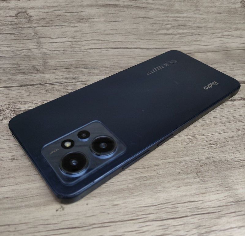 Redmi note 12 8/128 sotiladi Redmi note 12 8/128 sotiladi