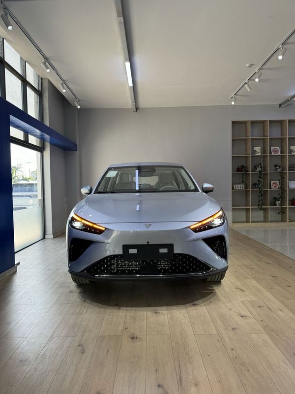 Neta L hybrid full 310 km Neta L hybrid full 310 km