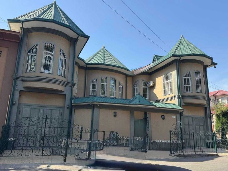 Продается Еврод Дом 3,3сотка, Ракатбоши, Гостиница Россия, ЦЕНТР Продается Еврод Дом 3,3сотка, Ракатбоши, Гостиница Россия, ЦЕНТР