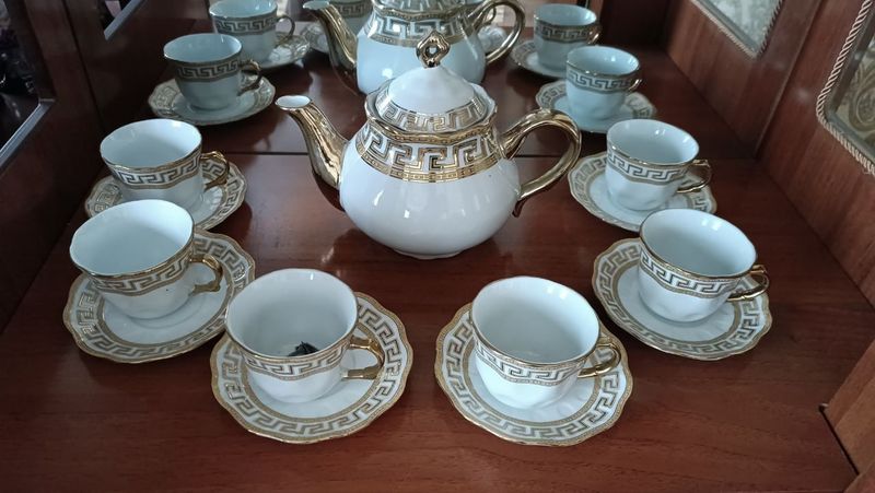 Продаётся посуда сервис Продаётся посуда сервис