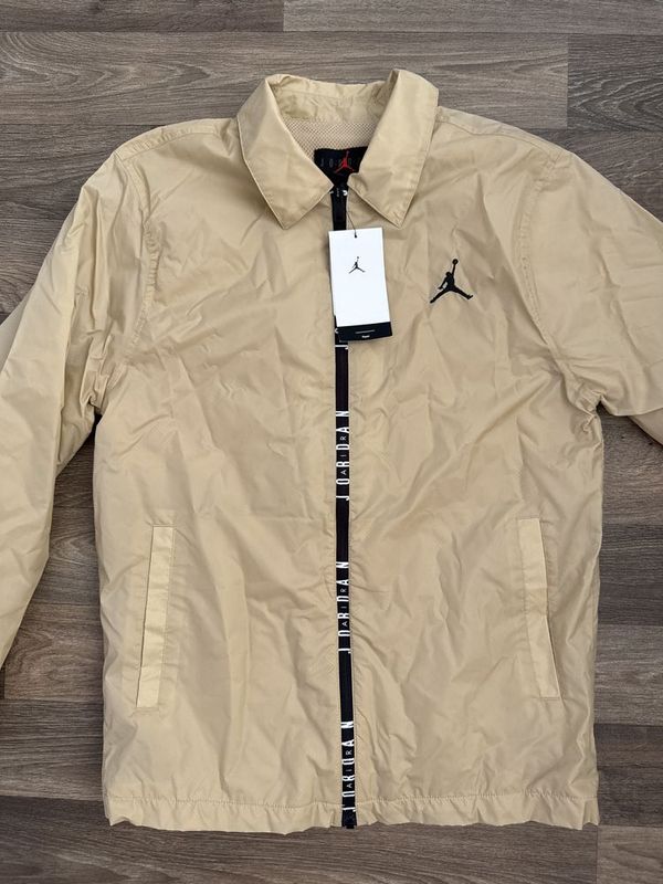 Ветровка мужская Jordan Essentials Jacket
