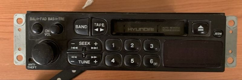 Продается магнитафон от авто Hyundai