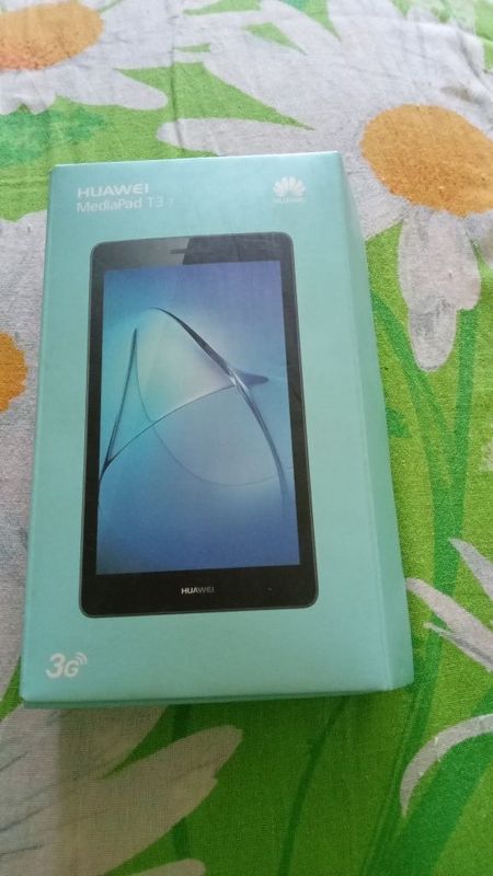 Продам планшет HUAWEI.