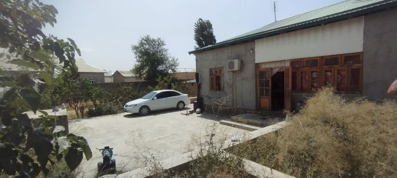 Uy sotiladi manzil zomin vagzalni orqasida