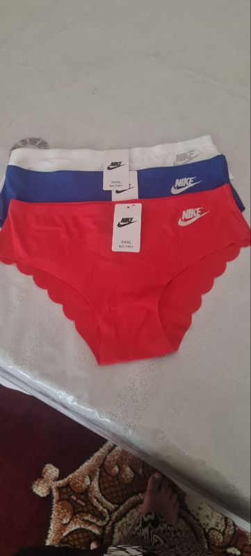 Nike Nike