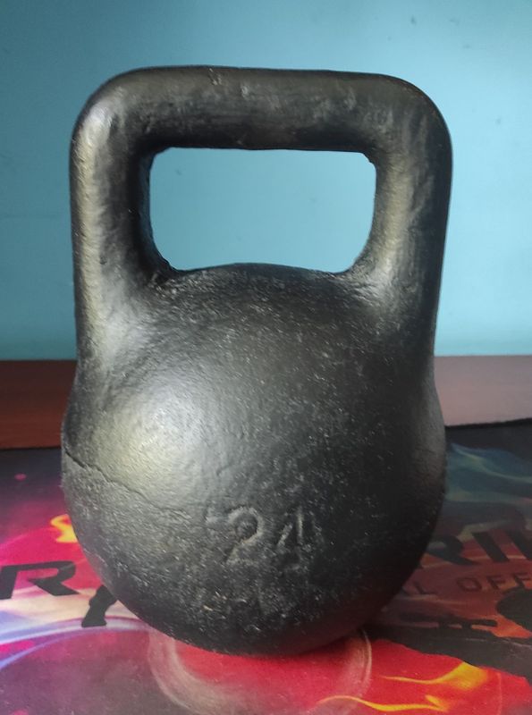 Продаётся Гиря 24 кг