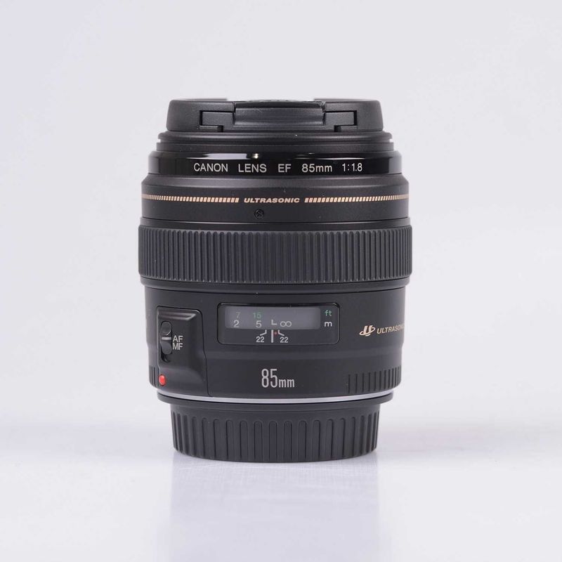 CANON EF 85mm 1.8 USM рабочий все супер АФ, МФ резкость