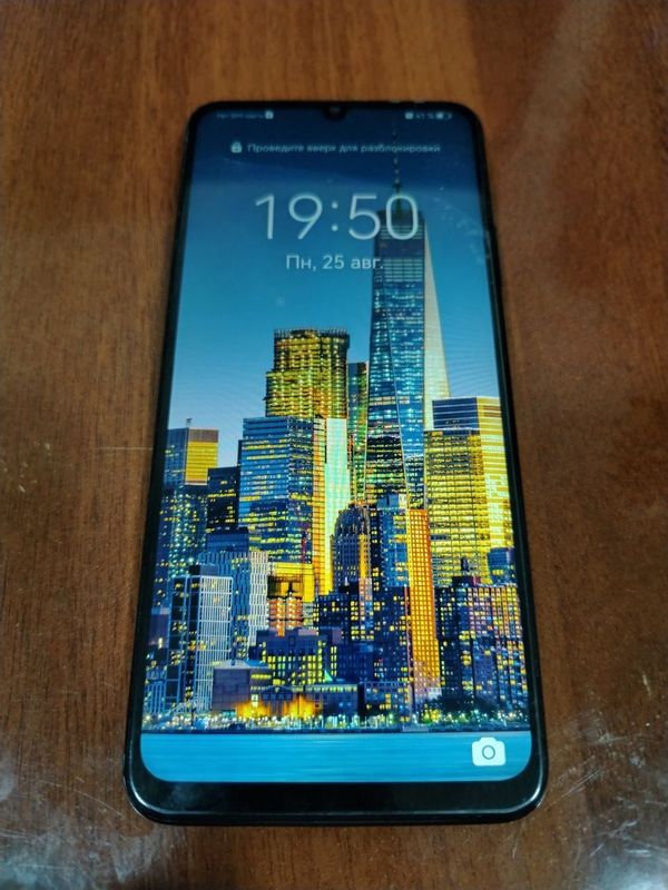 Huawei nova Y70 sotiladi Huawei nova Y70 sotiladi