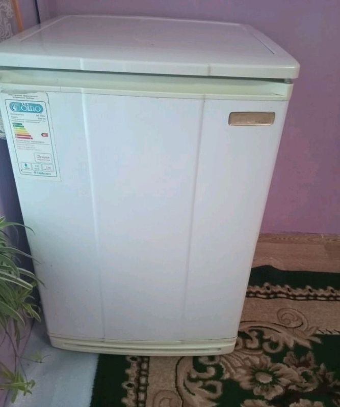 Haladelnik Sino 514 125l holati yangi Haladelnik Sino 514 125l holati yangi