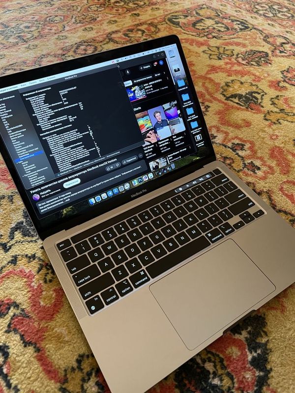 Macbook pro m2 8/512gb