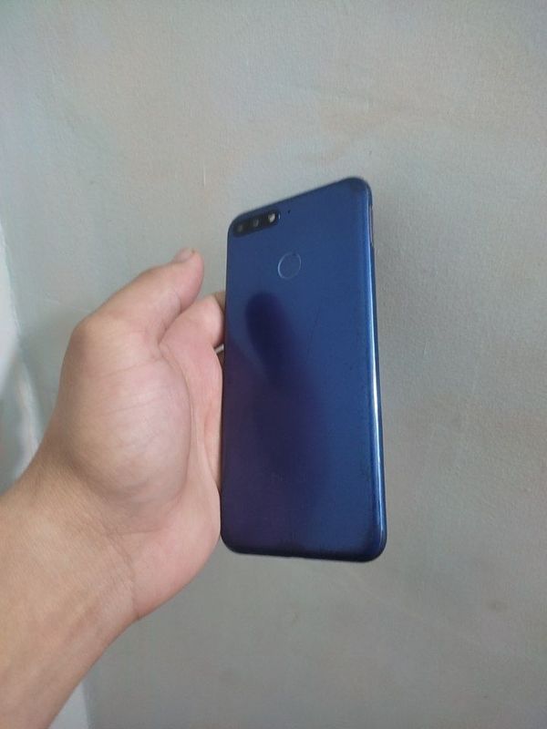 Honor telefoni otpechatkali Honor telefoni otpechatkali