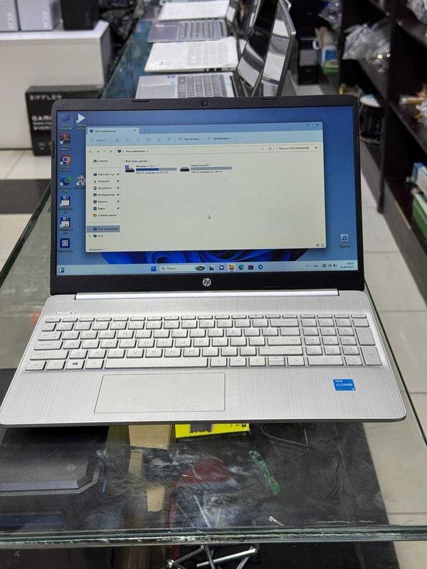 Hp laptop i3-11thgen 8/256/15.6fhd Hp laptop i3-11thgen 8/256/15.6fhd