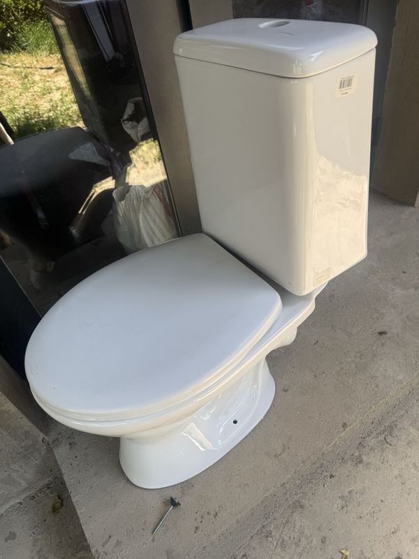 Unitaz pro ceramica idealniy yengide Unitaz pro ceramica idealniy yengide