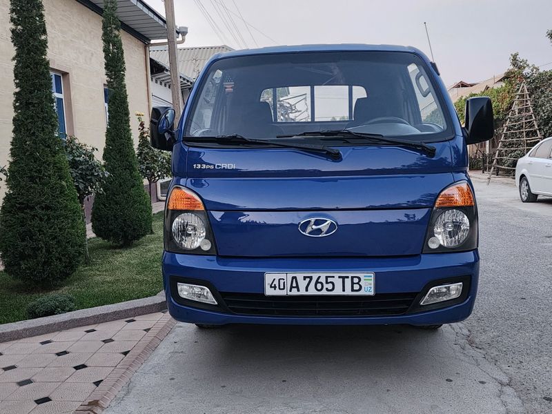 Hyundai porter sotiladi Yili 2008 mator uziniki 126 metan gaz 2ta 80ta