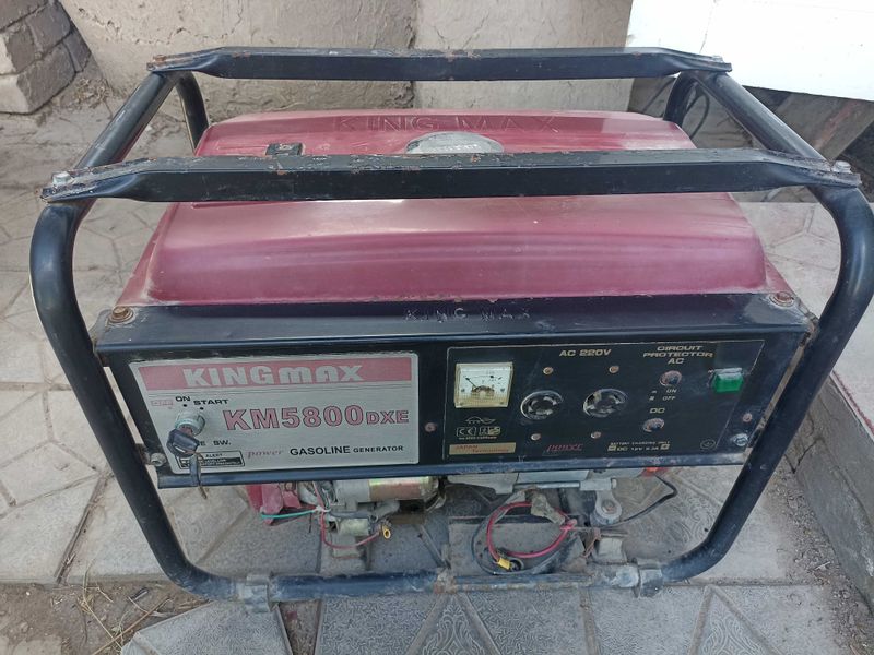 Dvijok KINGMAX KM 5800 Dvijok KINGMAX KM 5800