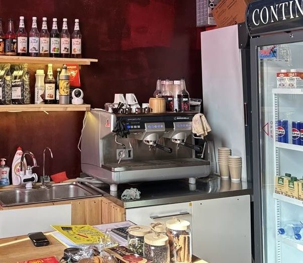 Продается кофемашина - кофе машина Simonelli Италия Продается кофемашина - кофе машина Simonelli Италия