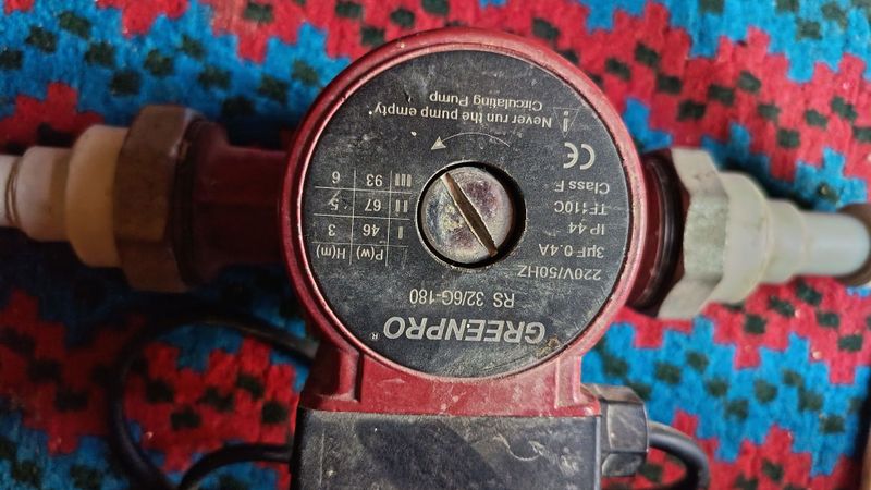 Suv nasosi sotiladi Suv nasosi sotiladi