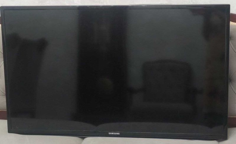 Samsung TV 43" Full HD. Б/У. Samsung TV 43" Full HD. Б/У.