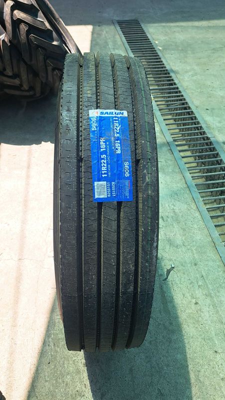 Автошина 11R22.5 SAILUN S606 Автошина 11R22.5 SAILUN S606