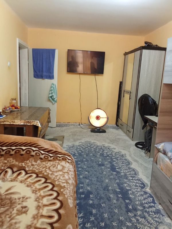 1 хонали квартира сотилади,барча жихозлари билан ,арзон нархда. 1 хонали квартира сотилади,барча жихозлари билан ,арзон нархда.