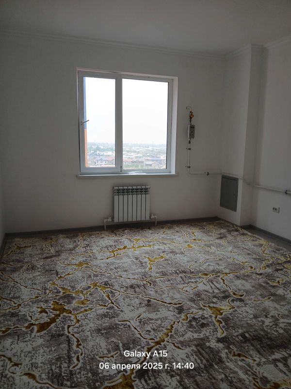 Kvartira 2 xonali yosh oila bilan turishga qizlar olinadi