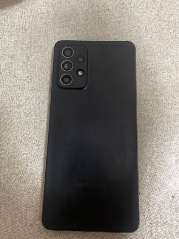 Samsung A52 sotiladi Samsung A52 sotiladi