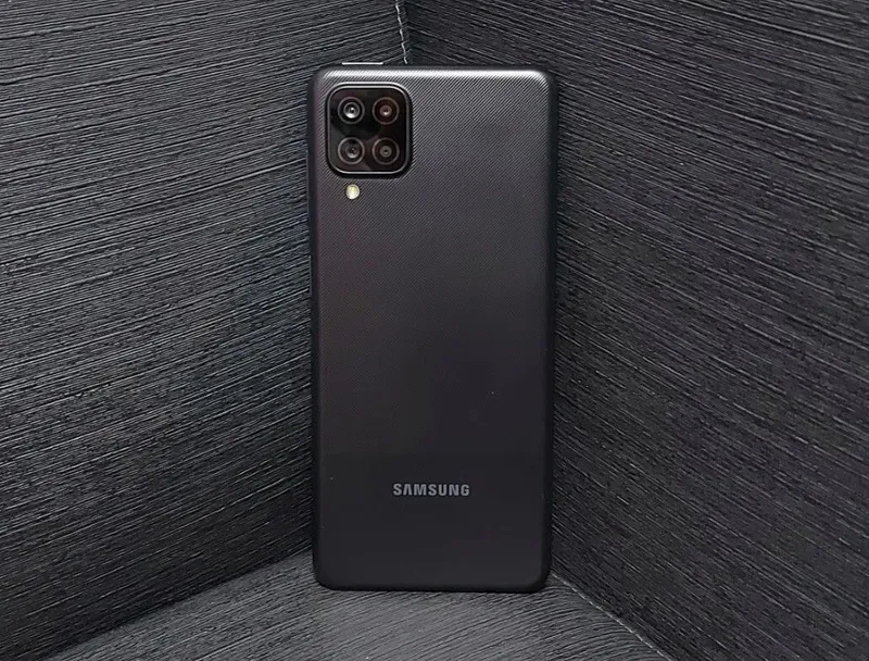 Samsung A12
