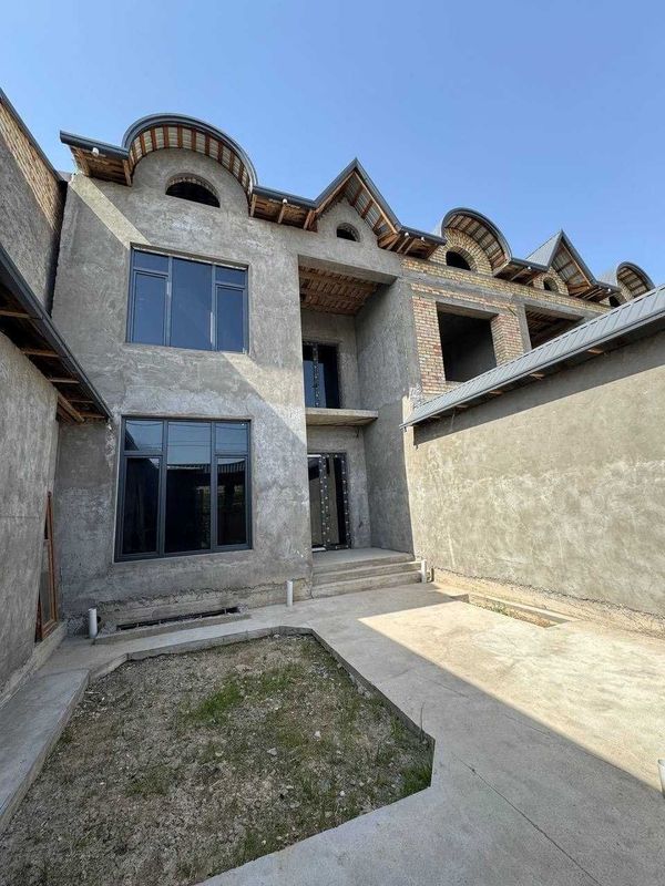 Евродом, ор. Зинит, улица Тикланиш, 2 сот. 320 м2, коробка. 199 000$ Евродом, ор. Зинит, улица Тикланиш, 2 сот. 320 м2, коробка. 199 000$