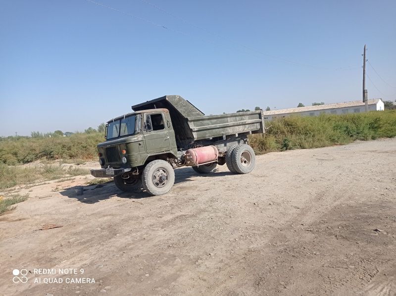 Yuk avtomobili gaz 66