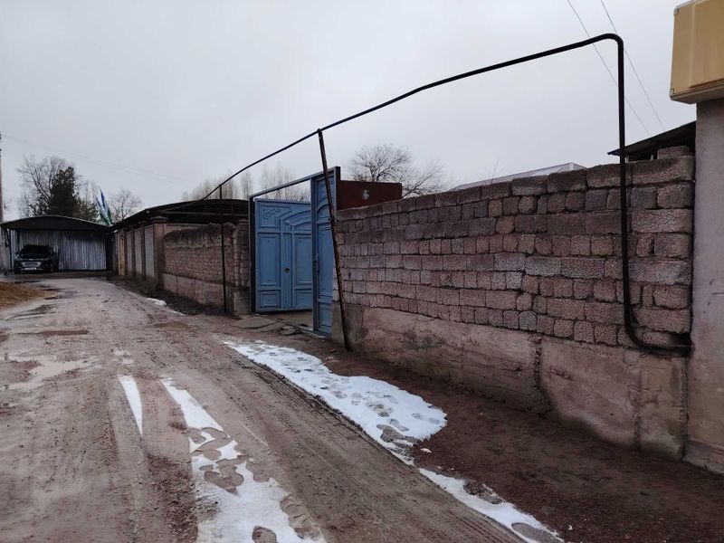 ҳовли сотилади зудлик билан ҳовли сотилади зудлик билан